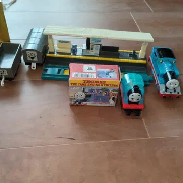 기관차 토마스 세트 역은 단종 프리미어