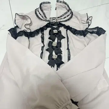 LIZLISA 3개 리본 하트 초커 블라우스 핑크 긴팔