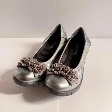 Balancoire 실버 플랫 펌프스 23cm