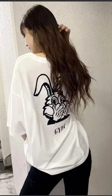 새상품 택 포함 GYDA OOPS BUNNY BIG T셔츠