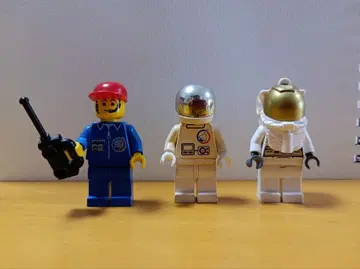 LEGO 미니 피규어 우주 비행사와 지상 스태프 3체 세트