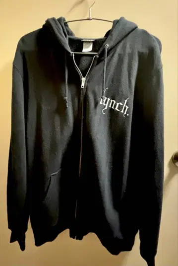 lynch. 린치 후드티 투어 굿즈