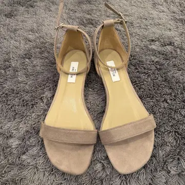 어반 리서치 MILLWM 스트랩 플랫 샌들