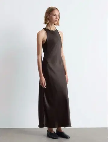 & Other Stories 실버 새틴 슬리브리스 롱 원피스