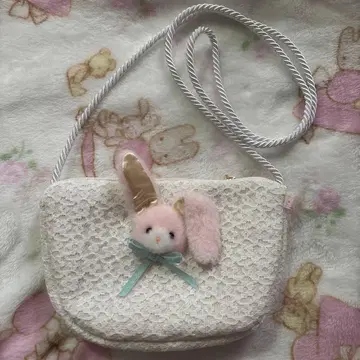 토끼 봉제 인형 포함 화이트 파우치 팬시 아 라 모드