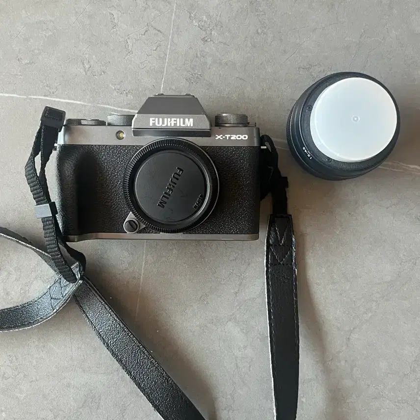 후지필름 X-T200 카메라 +15-45mm렌즈