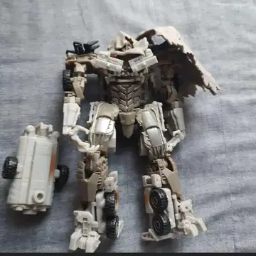 다크사이드 문 메가트론 디셉티콘 TF