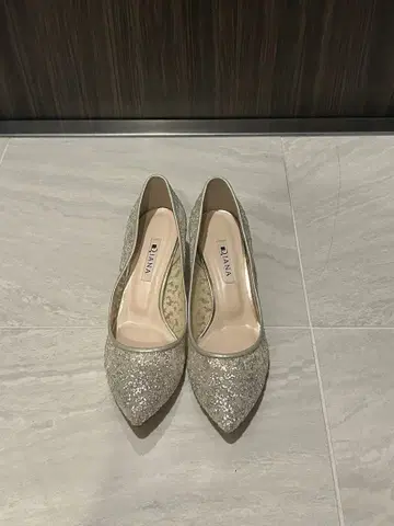 DIANA 플라티나 글리터 튤 24.5