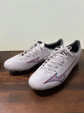 미즈노 화이트 스파이크 FG 28.0