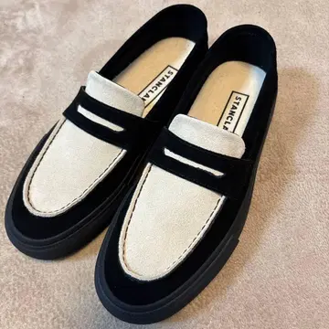 [ 미사용 새상품 ] STANCLAN 스웨이드 로퍼 블랙/화이트