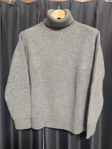 VICTIM&CO 그레이 터틀 니트 M 사이즈