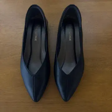 힐즈아베뉴 플랫슈즈 블랙