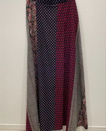 [ 새상품 ] UNITED ARROWS UWSC 페이즐리 프린트 스커트