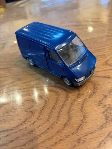 메르세데스-벤츠 스프린터 밴 미니카