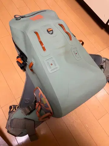 Fishpond 썬더헤드 서브머서블 백팩 낚싯대 홀더 포함