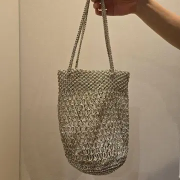 The Bagmati 바그마티 바스켓백 메탈릭 코드 마크라메 편직