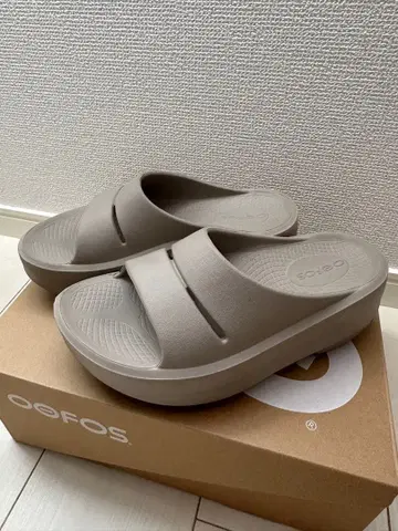 Oofos 슬라이드 샌들 OOMEGA OOAHH - NOMAD