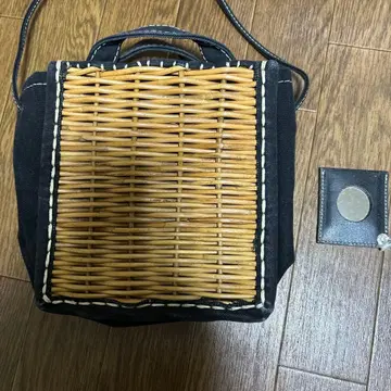 에바고스의 라탄과 캔버스 토트백