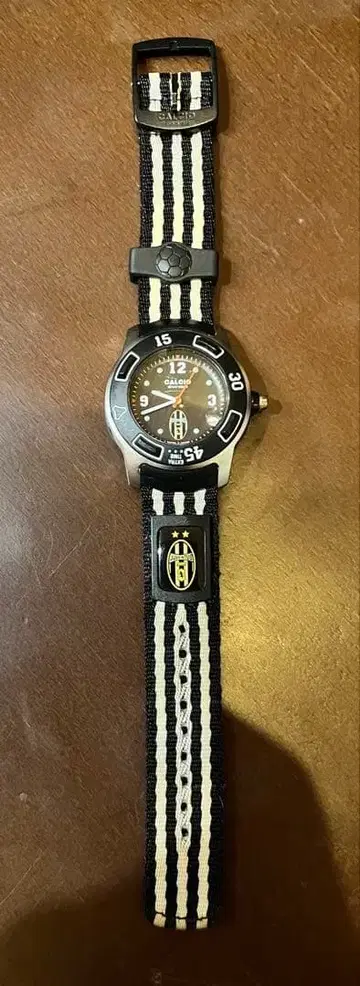 레어! 유벤투스 스포츠 워치 블랙/화이트