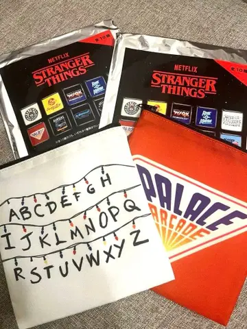stranger things 기묘한 이야기 파우치