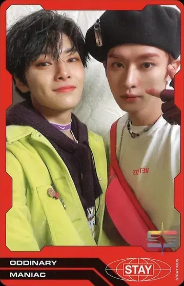 StrayKids ODDINARY 리노/아이엔 트레이딩 카드 유닛 빨간색