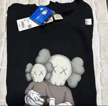Uniqlo x KAWS Sweatshirt 'Black'