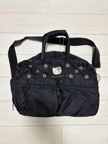 HELLO KITTY 꽃 자수 보스턴 백 블랙