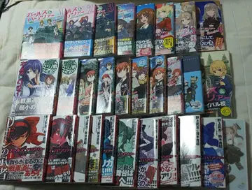 걸즈 앤 판처 코믹스 28권 + 극장판 DVD 걸즈 앤 판처