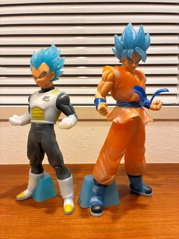 CLEARISE 슈퍼 사이어인 갓 슈퍼 사이어인 베지터 손오공