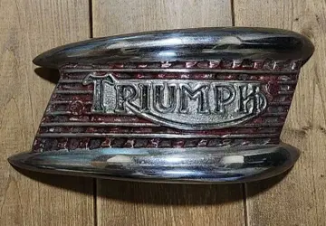 TRIUMPH 버클