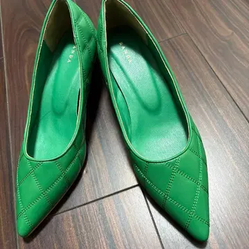 미사용품 RANDA / 란다 퀼팅 펌프스 24.0 그린
