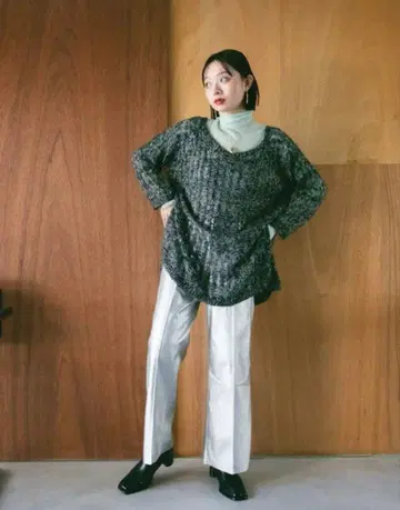 sahara 모헤어 혼방 메쉬 오버 바이컬러 니트