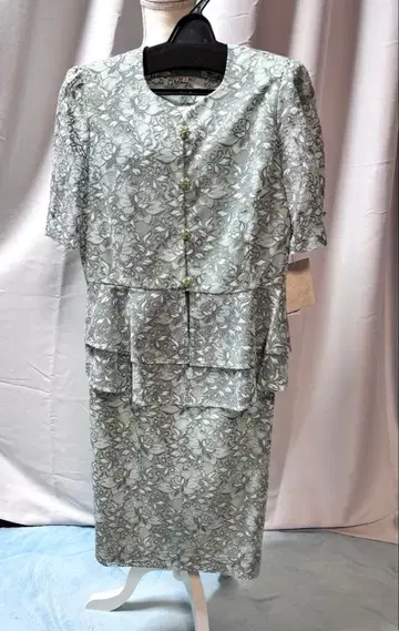 아스트리노 레이스 포멀 셋업 플라워 그린