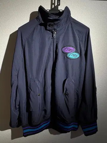 VARSITY JACKET (Navy) (계속 한밤중이면 좋을 텐데.)