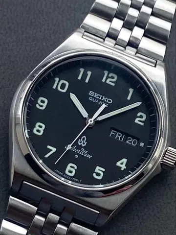 SEIKO SilverWave 쿼츠 손목시계 블랙