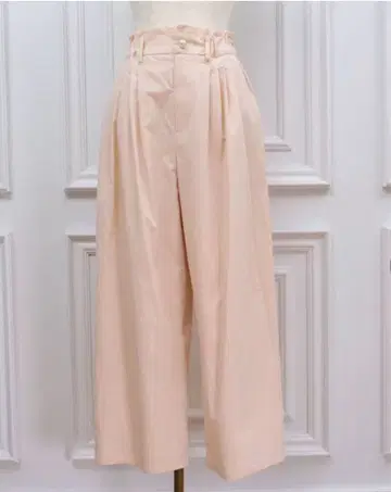 UNMINOU 앙미누 턱 테이퍼드 펄 팬츠