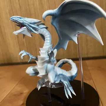 푸른 눈의 백룡 블루아이즈 피규어 프라이스 유희왕