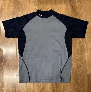 언더아머 셔츠 그레이
