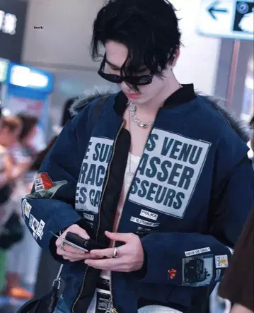 정품 퍼 블루종 자켓 ENHYPEN 니키 착용 M 사이즈