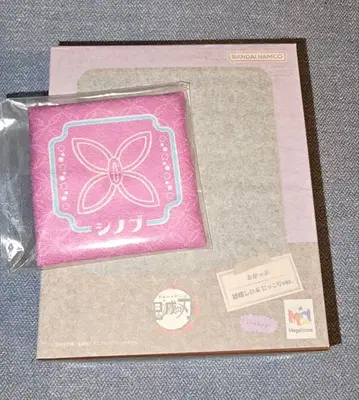 귀멸의 칼날 룩업 코쵸우 시노부 좌식 방석 포함