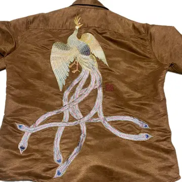 카라쿠리타마시 공작 자수 일본풍 패턴 셔츠 XL 가슴 부분 백 자수