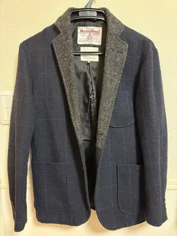 Harris Tweed 네이비 체크 무늬 테일러드 자켓