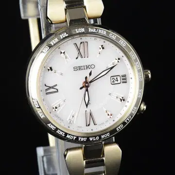 새상품급 세이코 루키아 1B35-0AF0 여성용 전파 솔라 손목시계