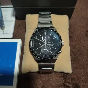 세이코 셀렉션 SBPJ025 월드 타임 솔라 크로노그래프 SEIKO