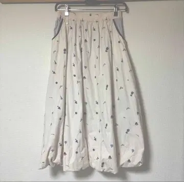 새상품 Emago 이마고 후르츠 도트 자수 벌룬 스커트