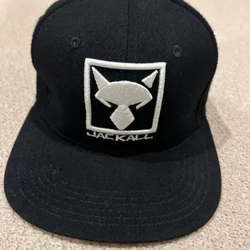 JACKALL 플랫 빌 캡 블랙