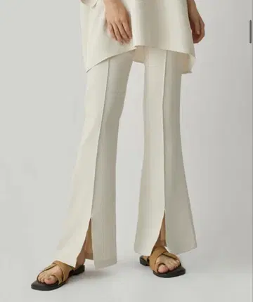 willfully 플레어 팬츠 슬랙스 센터 슬릿 릴랙스