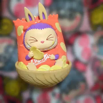 LABUBU 러브 정품 와키마트 시리즈 피규어 chips