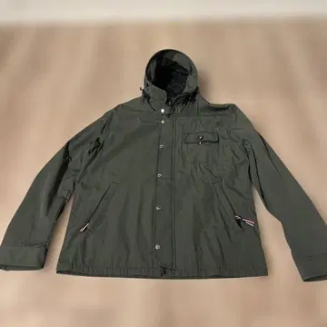 [새상품급] BEAMS 빔즈 마운틴 파카 L 사이즈 [올리브] 발수