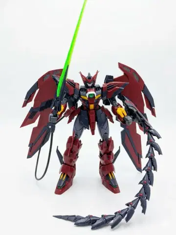 MG 건담 에피온 EW 1/100 조립 완료 완성품 상자 책자 포함